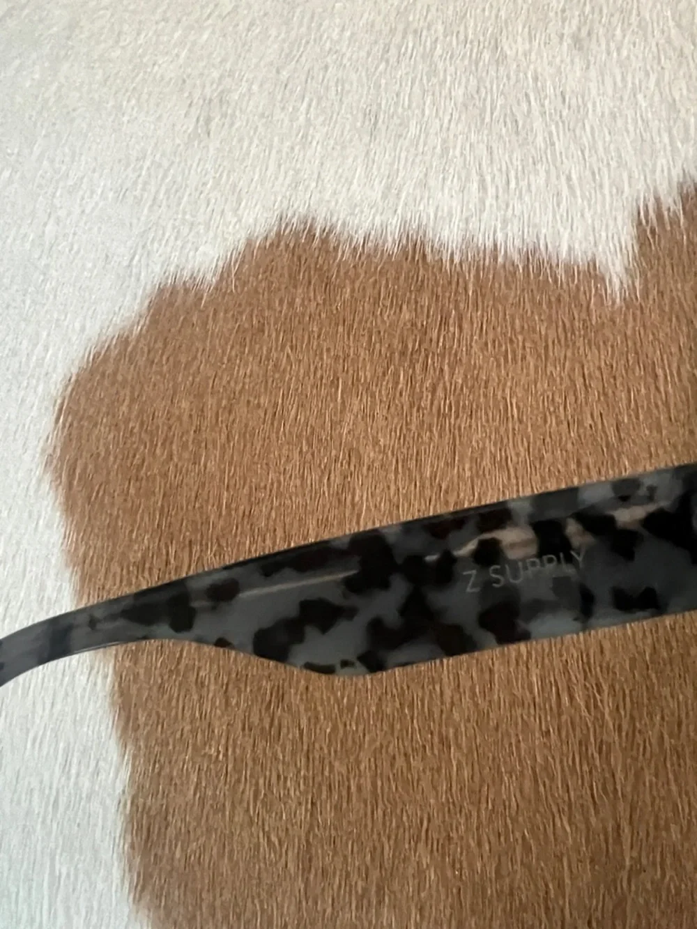 Z Supply Incognito  Black Cat-Eye Sunglasses with Tortoiseshell Temples NWT
